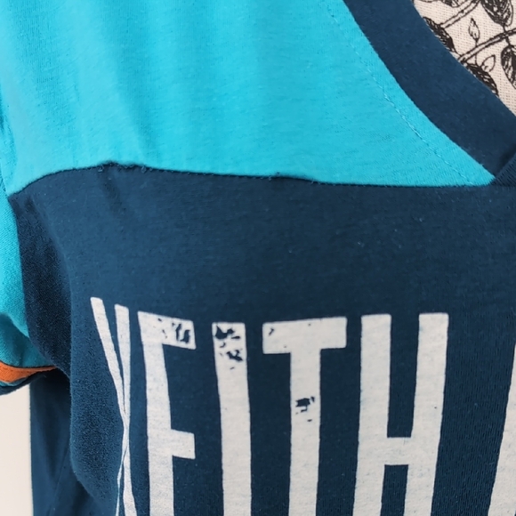 Keith Urban Light the Fuse Tour T-Shirt - Picture 5 of 5